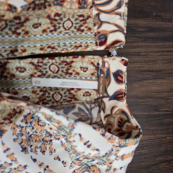 FREE PEOPLE Flowy Silky Top - Picture 4 of 9